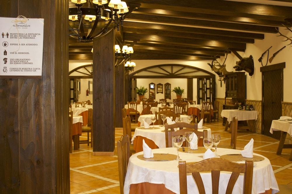 Albenzaire Hotel Asador Fuensanta  Buitenkant foto