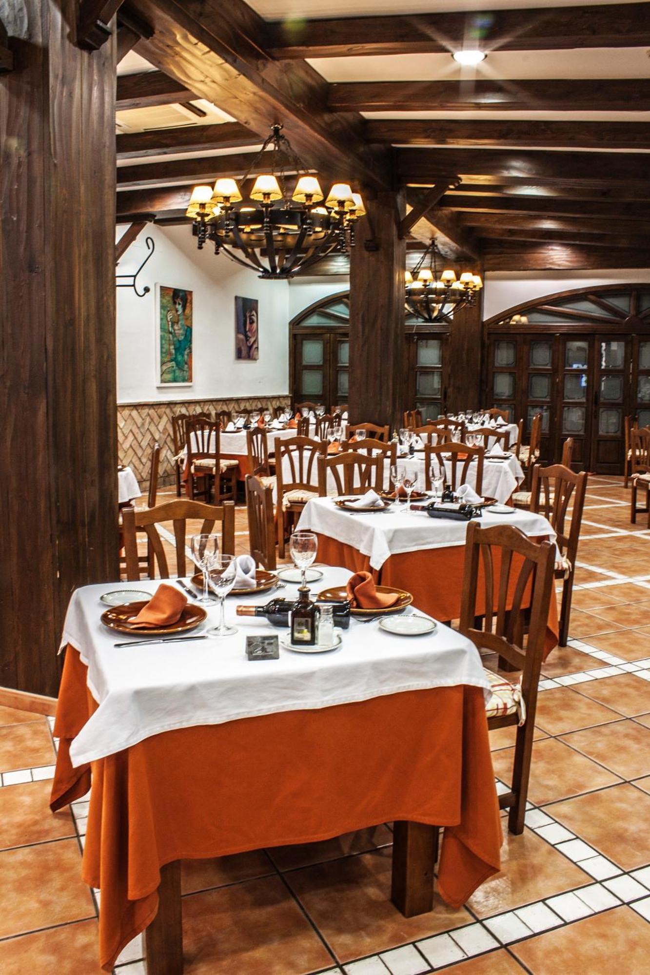 Albenzaire Hotel Asador Fuensanta  Buitenkant foto