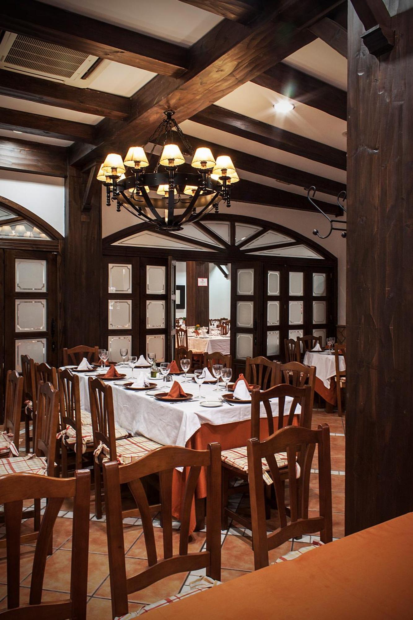 Albenzaire Hotel Asador Fuensanta  Buitenkant foto