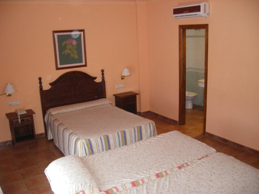 Albenzaire Hotel Asador Fuensanta  Buitenkant foto